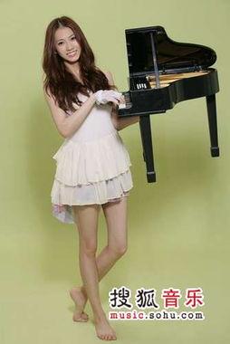 模特弦子在线视频,模特风采在线大放异彩