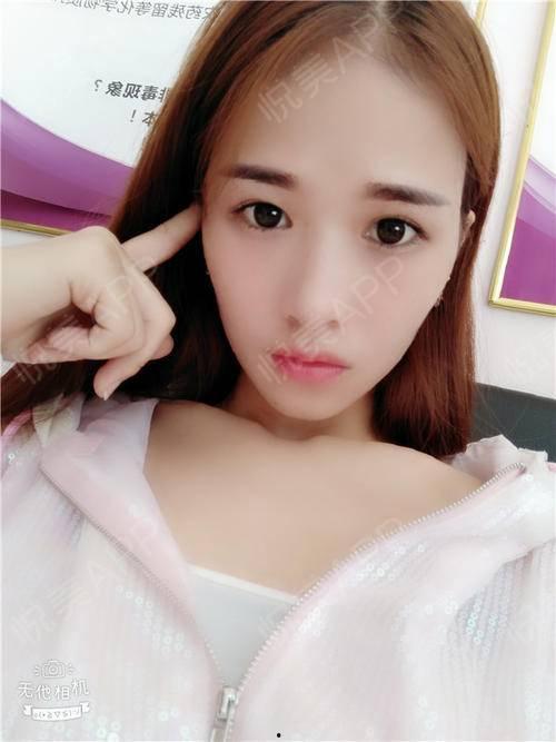 小说 自拍 在线视频,虚拟与现实交织的青春影像之旅