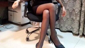 国产丝袜女按摩在线视频,揭秘国产按摩视频中的女性魅力